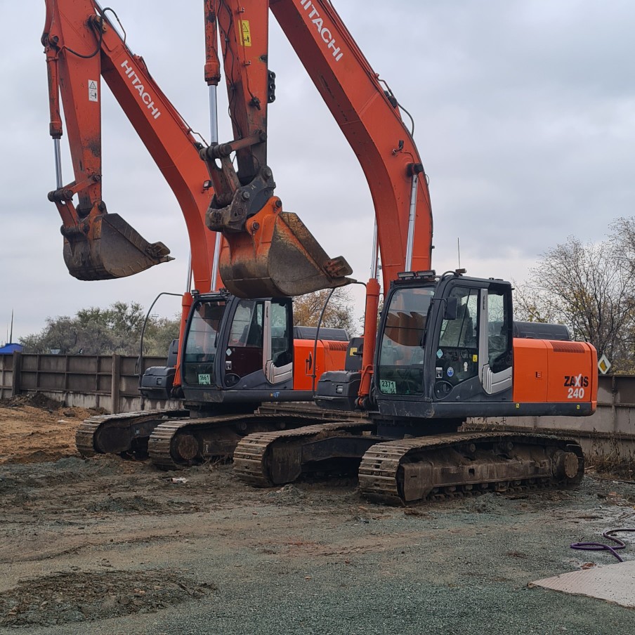 Услуги экскаватора, гидромолота, крашера.