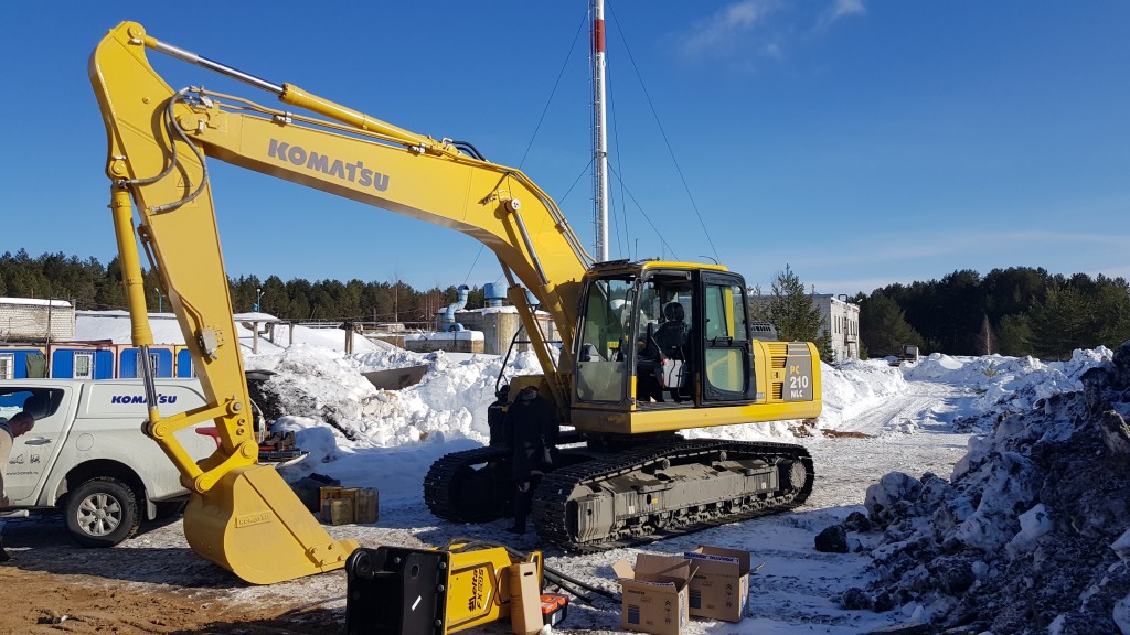 Аренда экскаватора KOMATSU NLC200