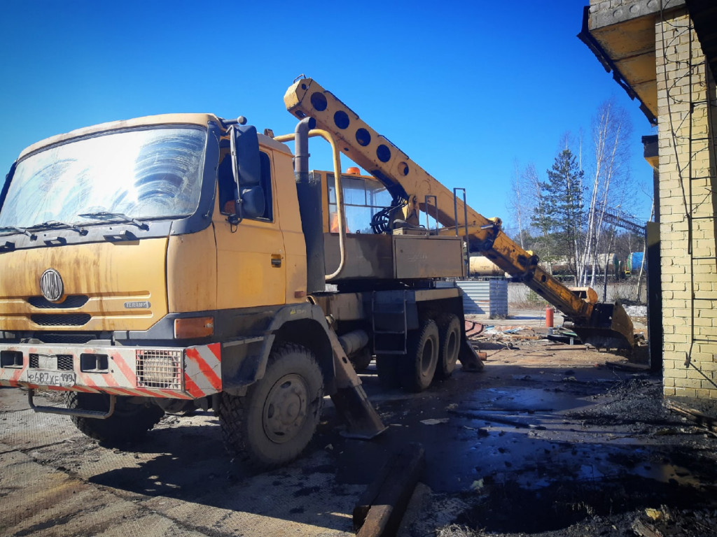 Колесный экскаватор Татра УДС аренда