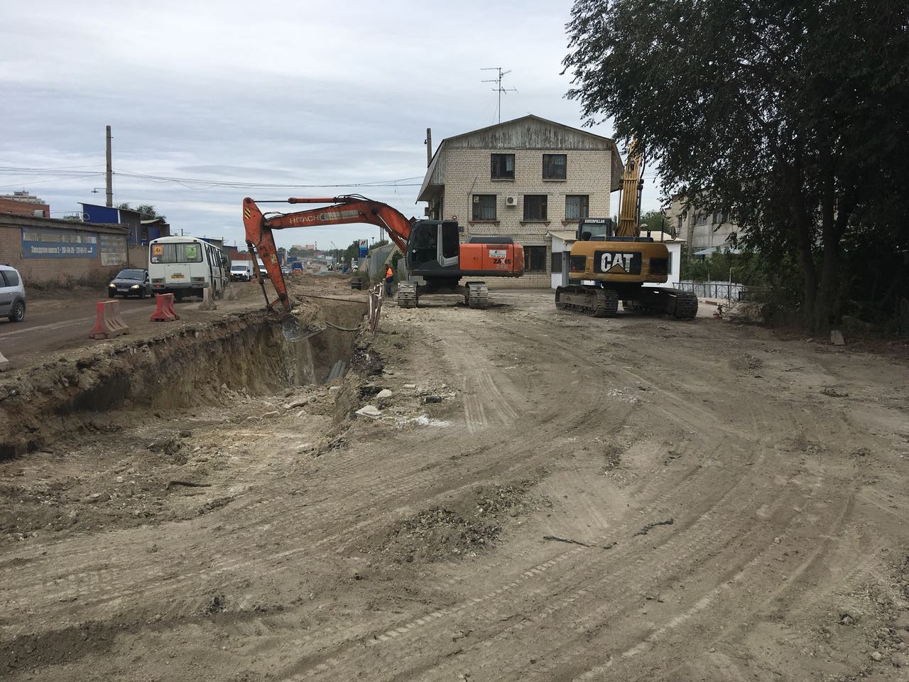 Аренда экскаватора от собственника Игорь