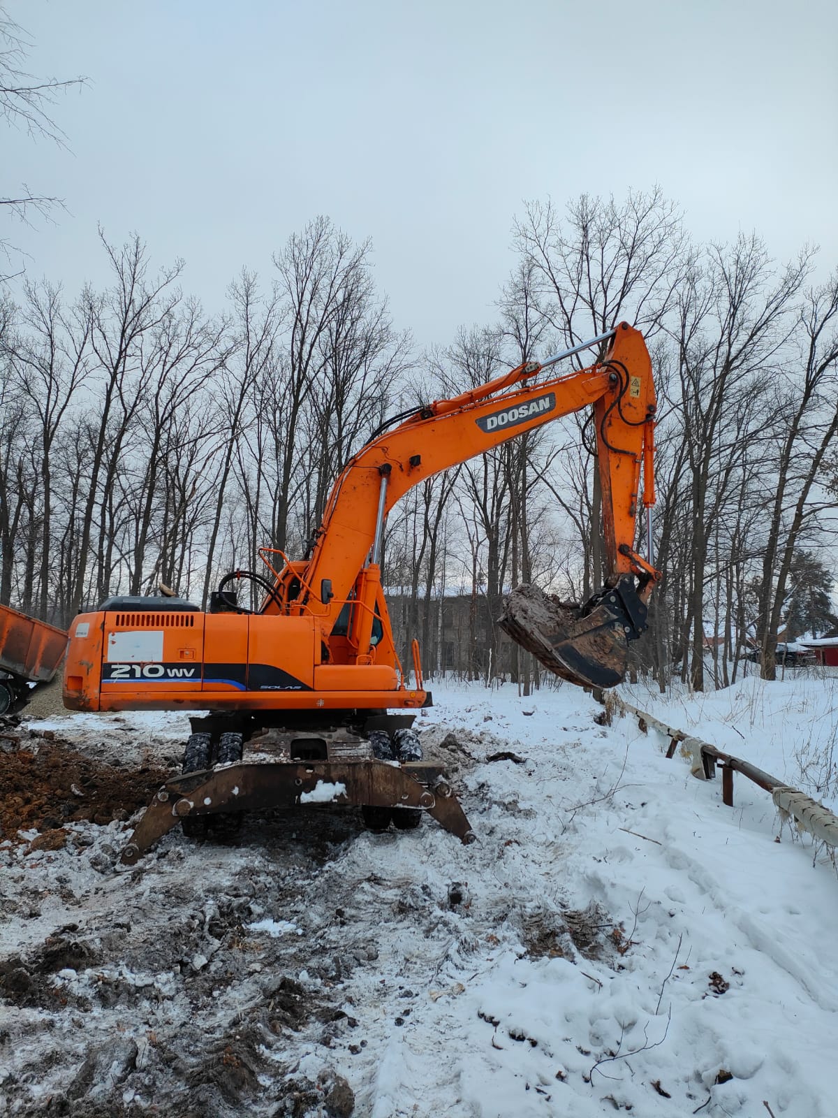 Аренда экскаватора CAT