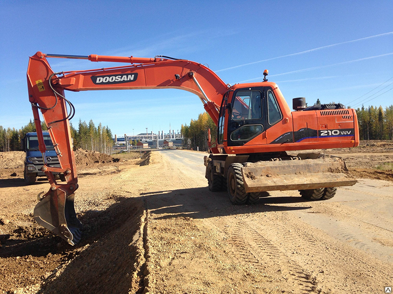 Сдам в аренду колёсный экскаватор Doosan solar-210