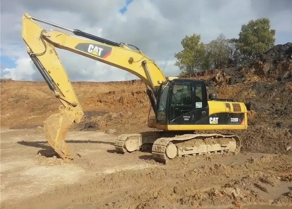 Услуги гусеничных экскаваторов