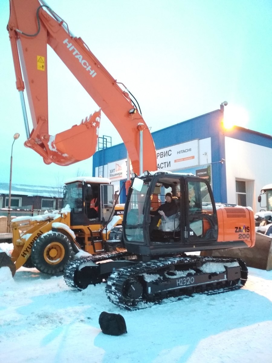 Сдам в аренду Экскаватор HITACHI ZX200-5G ХМАО,ЯНА