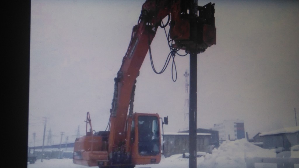 Аренда вибропогружателя. Установка труб, шпунта.