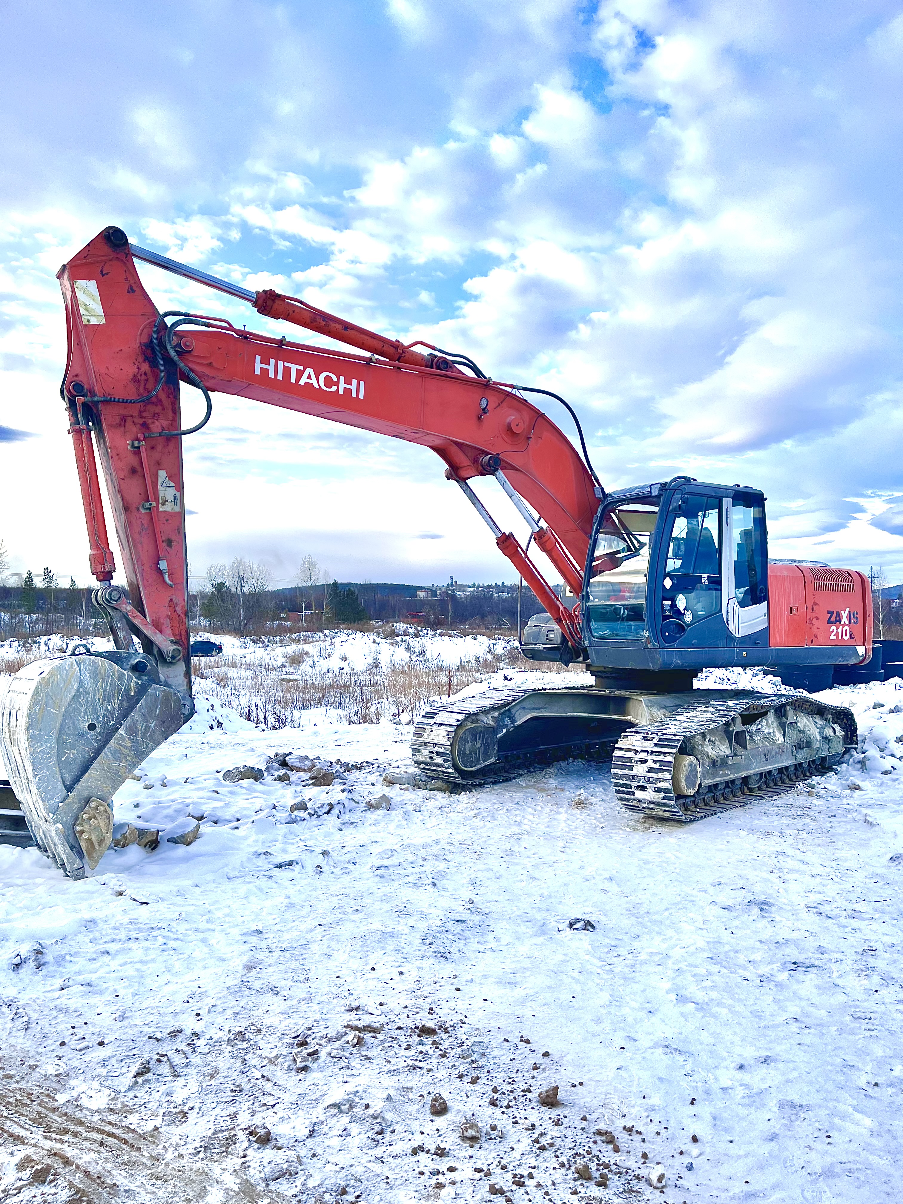 Окажем услуги спецтехники. Экскаваторов.