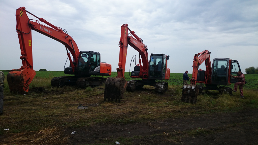 Сдам экскаваторы, самосвалы, манипулятор, вышку.