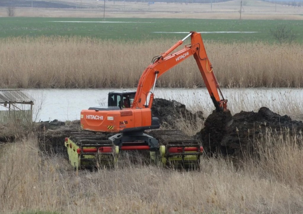 Экскаватор плавающий. Аренда экскаватора