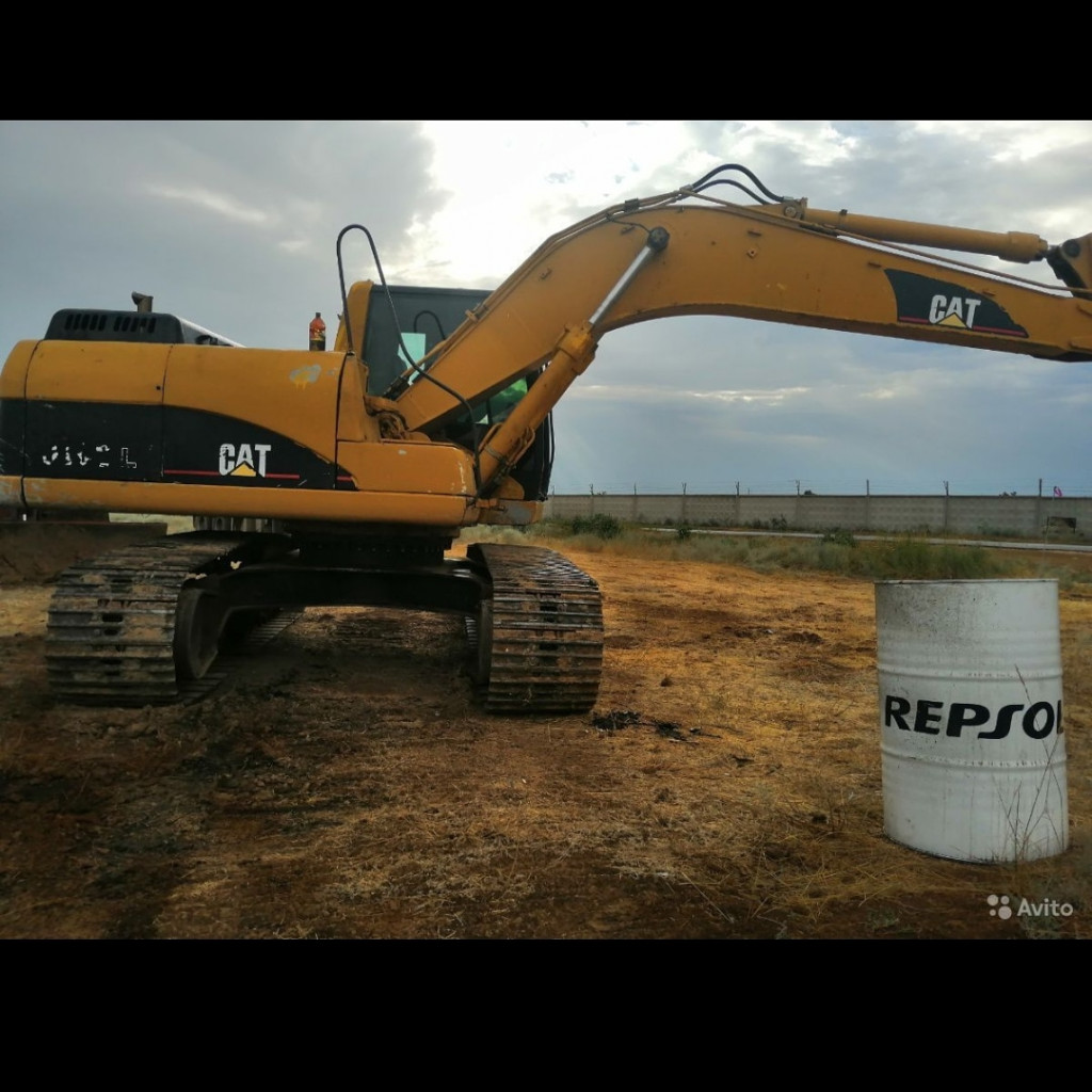 Гусеничный экскаватор в Волгограде, по области.