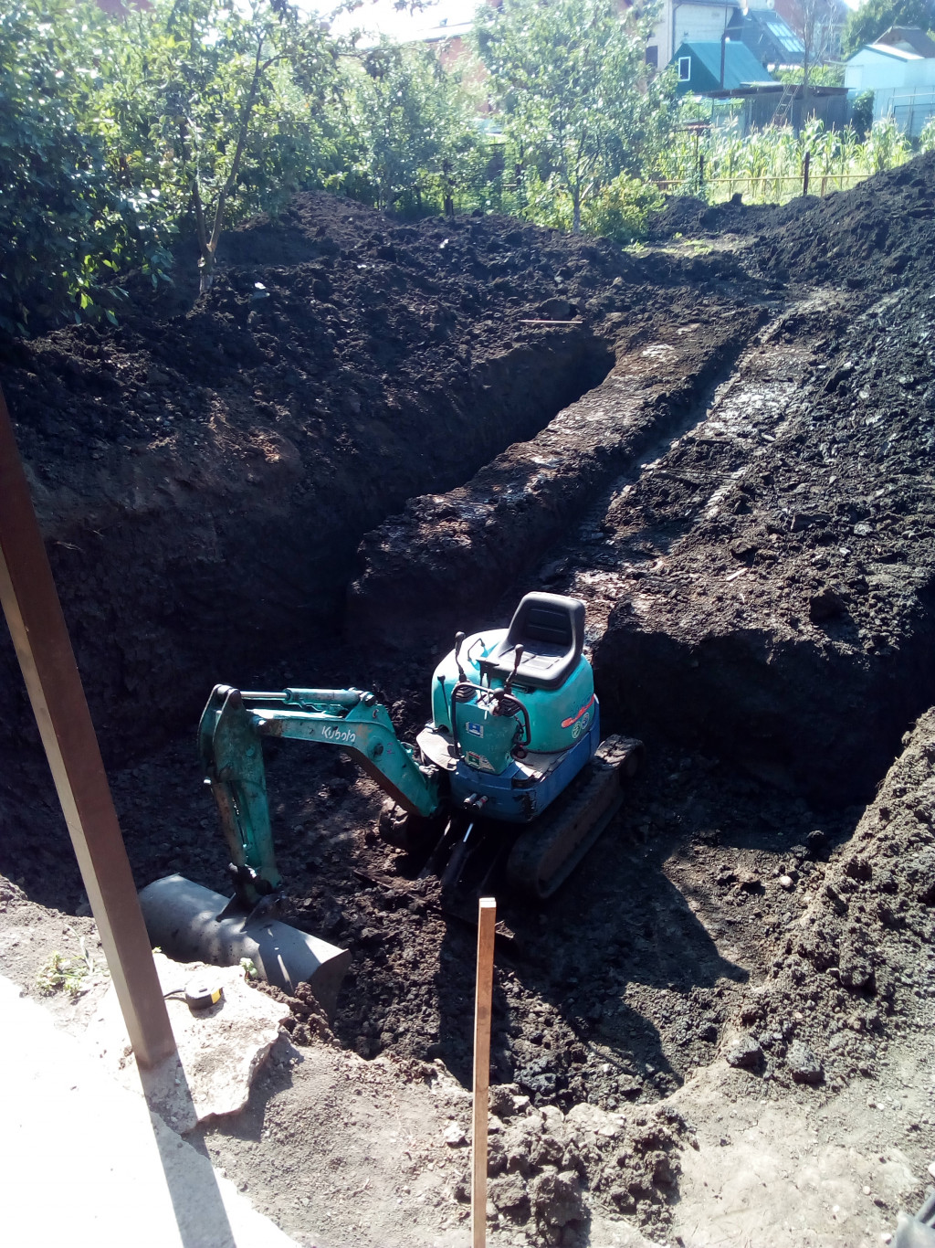 Услуги мини-экскаватора, корка,планировка,бурение