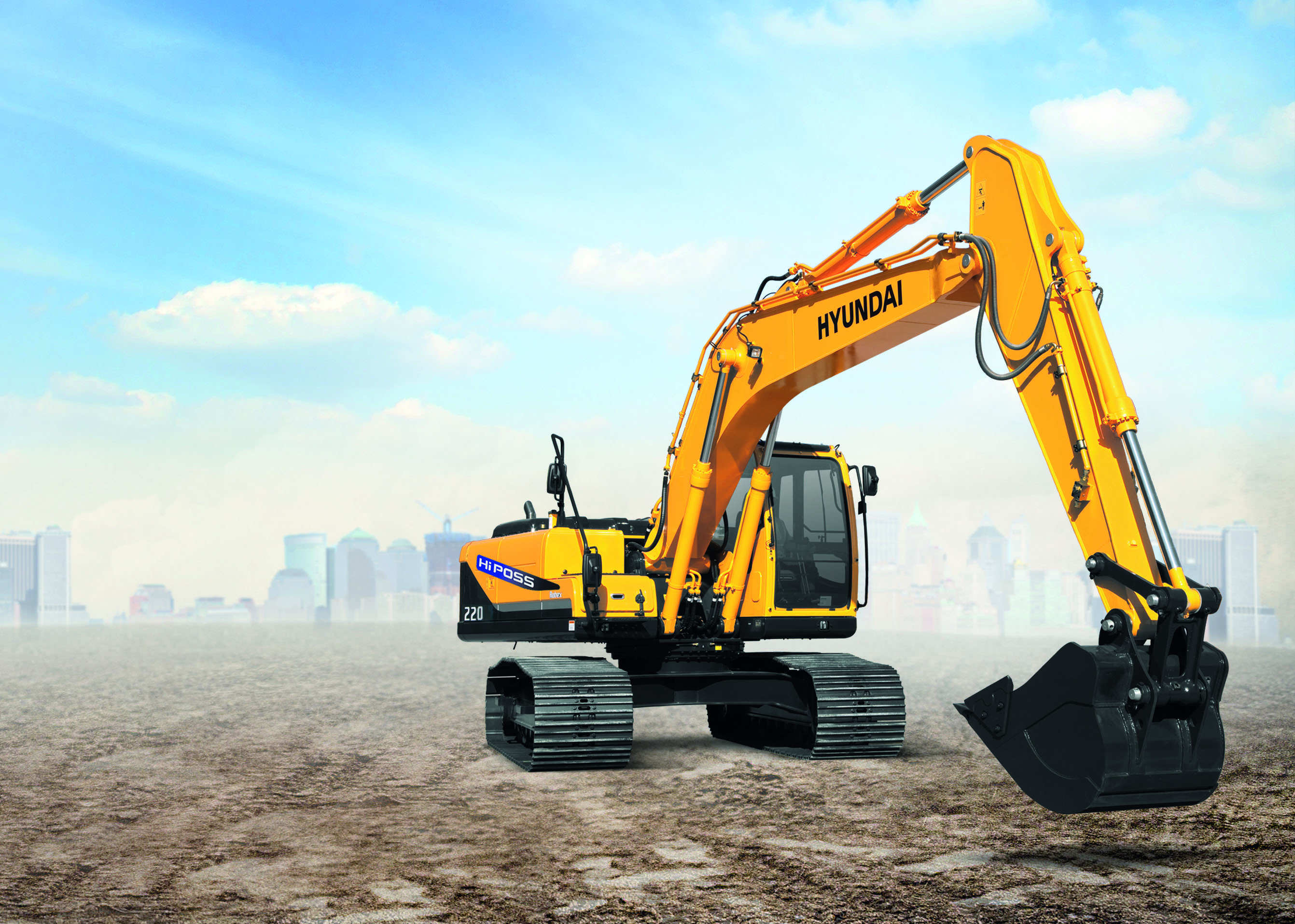 Хитачи ЕХ-220 полноповоротный экскаватор аренда.