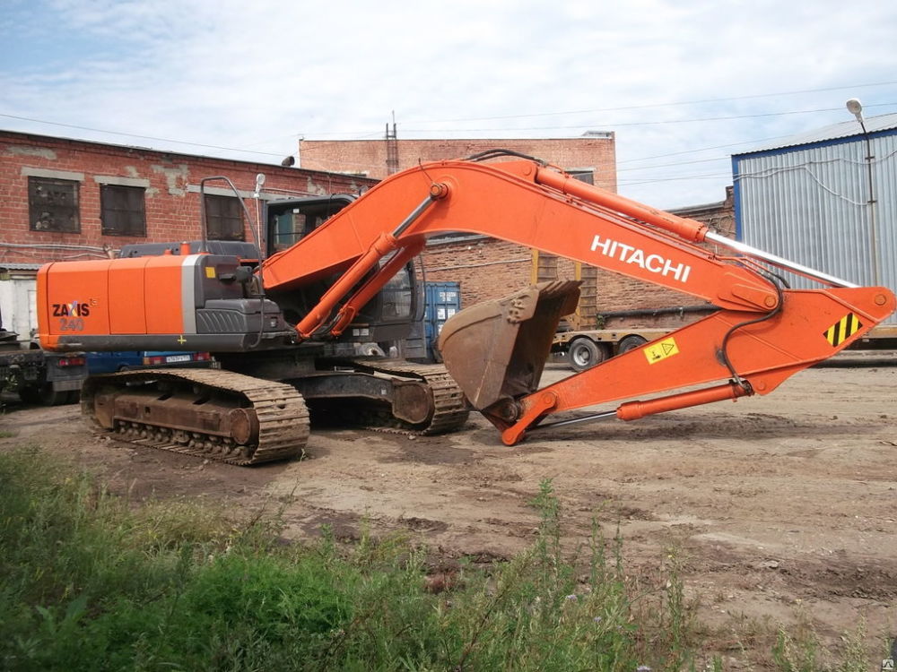 Аренда экскаватора гусеничного Hitachi 1-2 куб