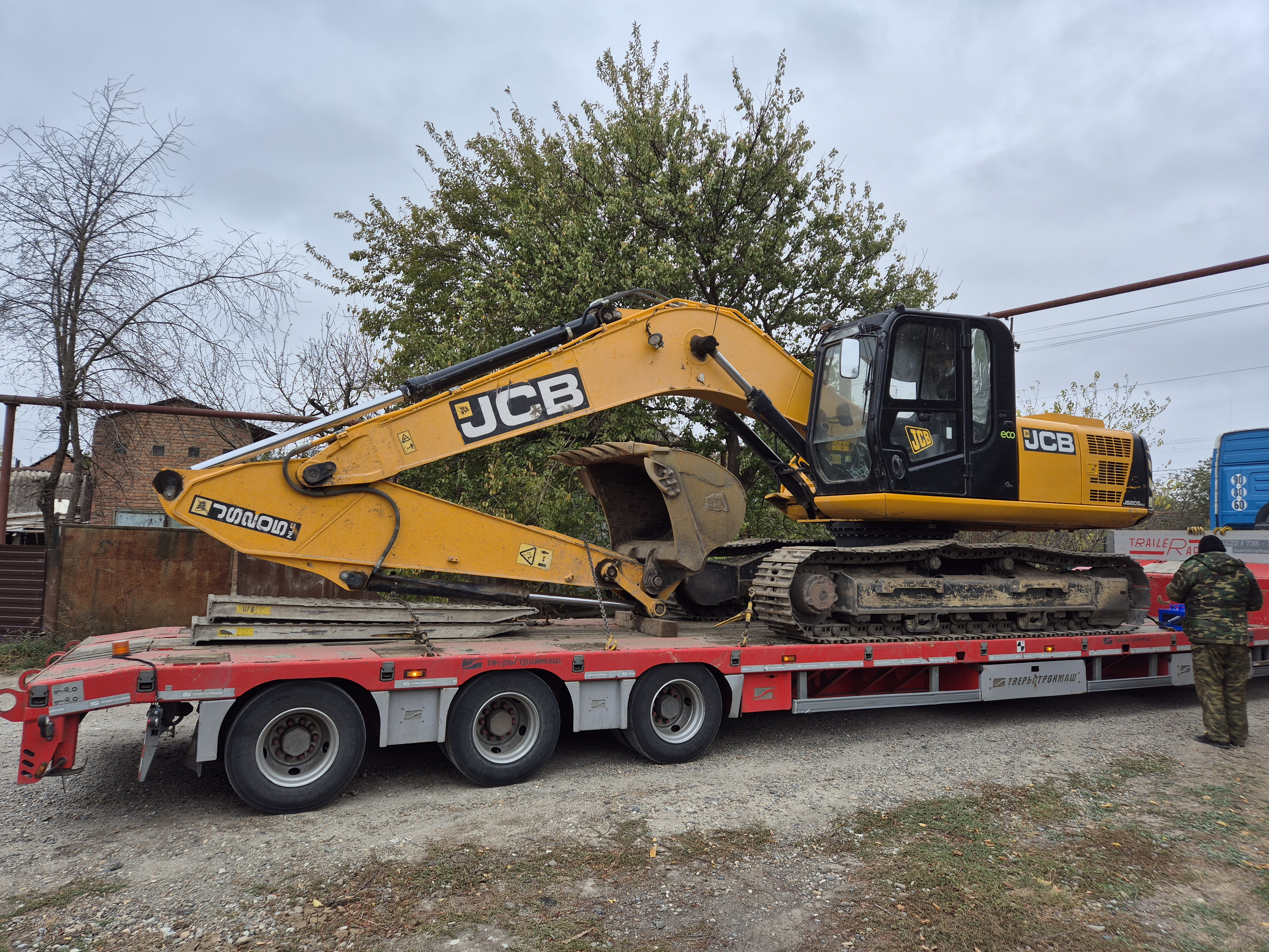 Аренда гусеничного экскаватора