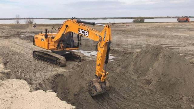 Аренда экскаватора гусеничный 21 тонна