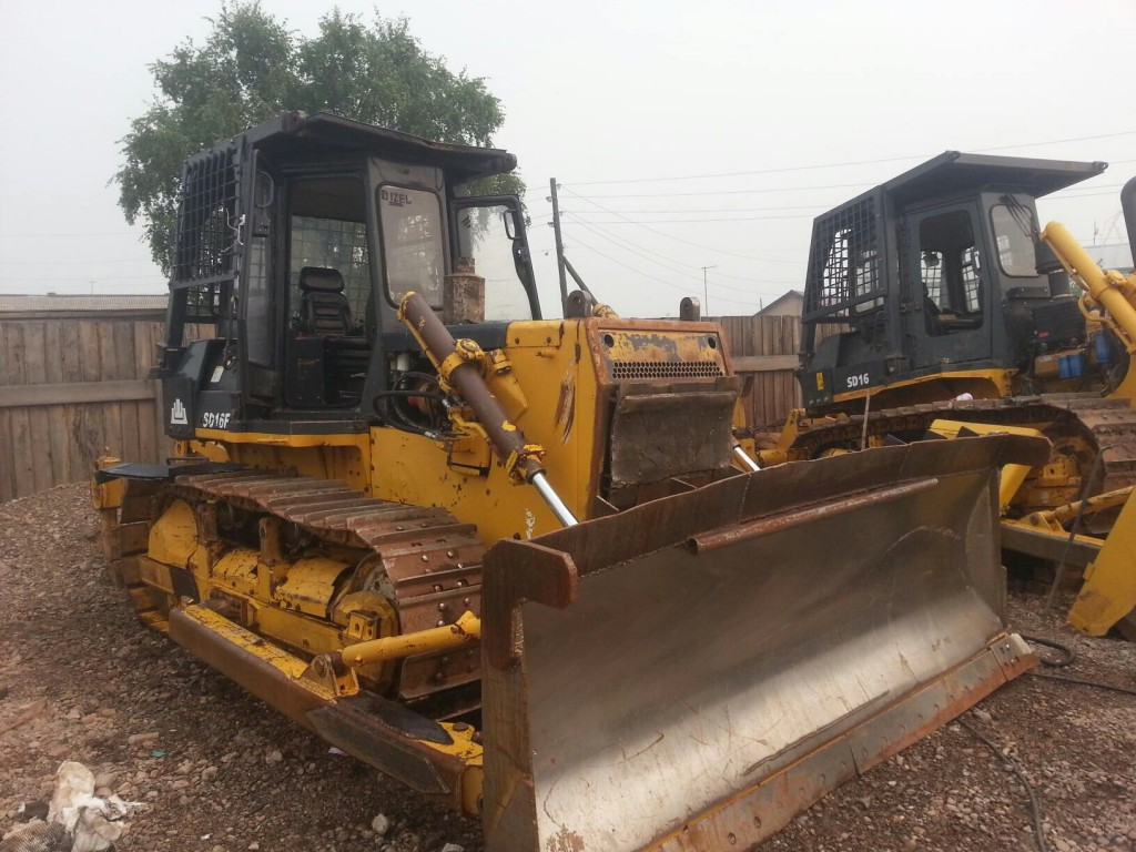 Бульдозеры аренда. Услуги бульдозер.
