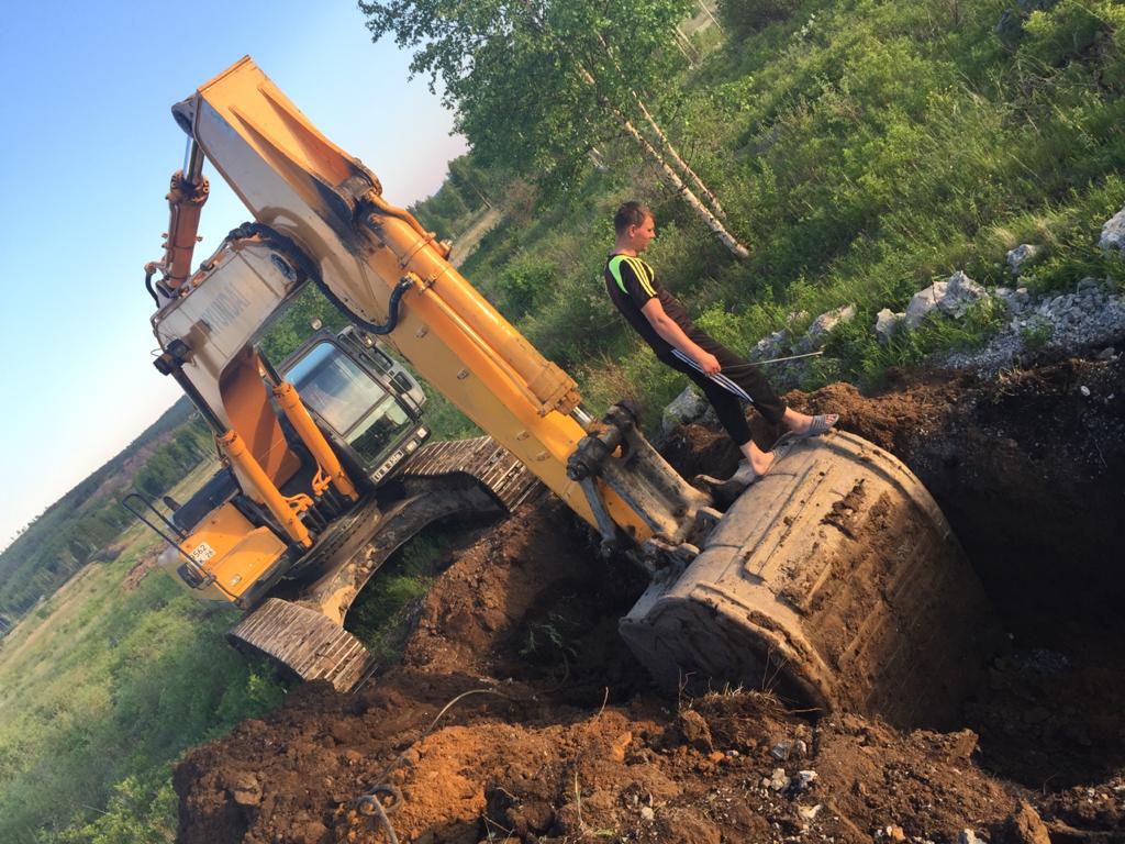 Услуги и аренда экскаватора