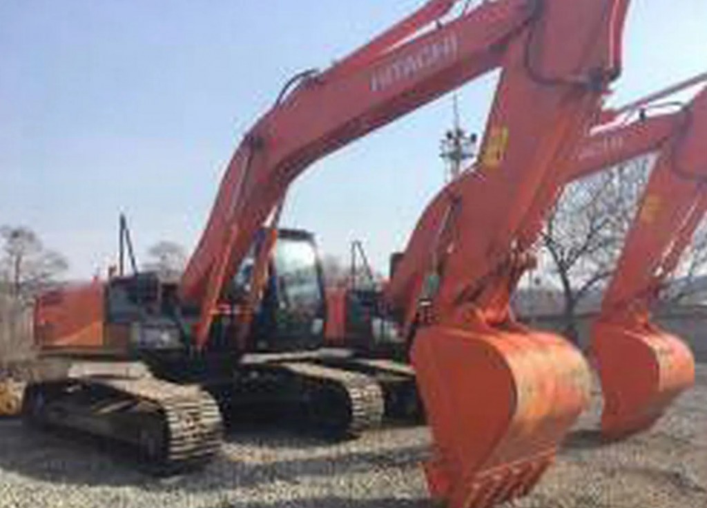 Экскаваторы : 0.6; 0.8 1.5 1.8 куб +.гидромолот