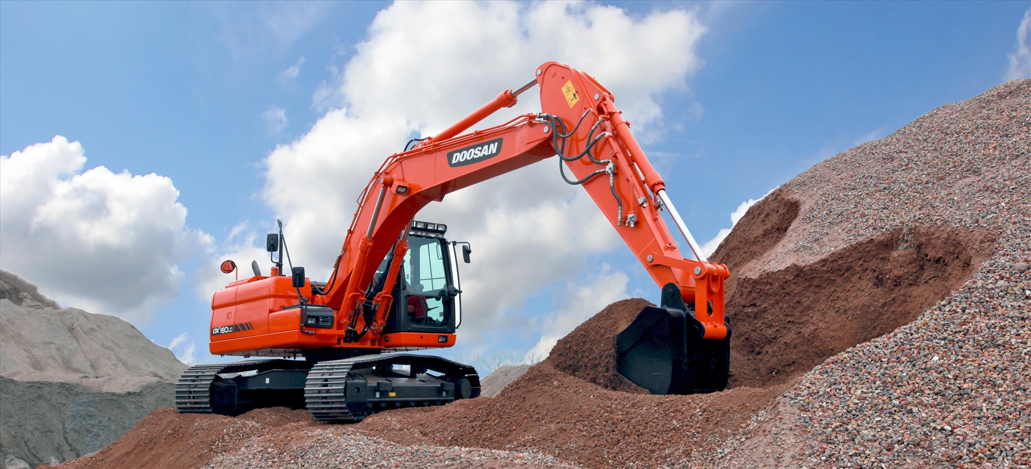 Эксковаторы от собственника Павел