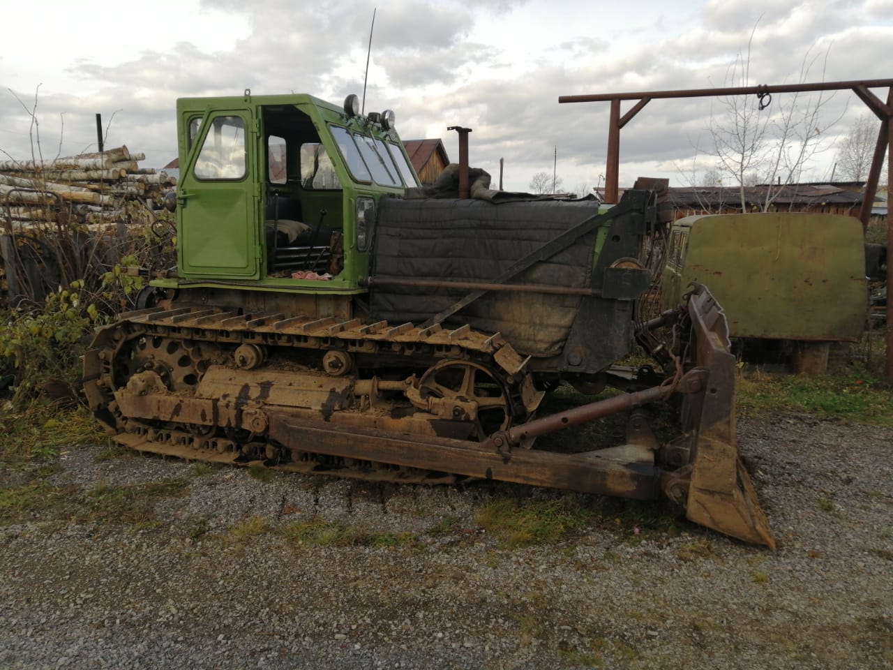 Аренда бульдозера/ косой нож, гусеничный вездеход