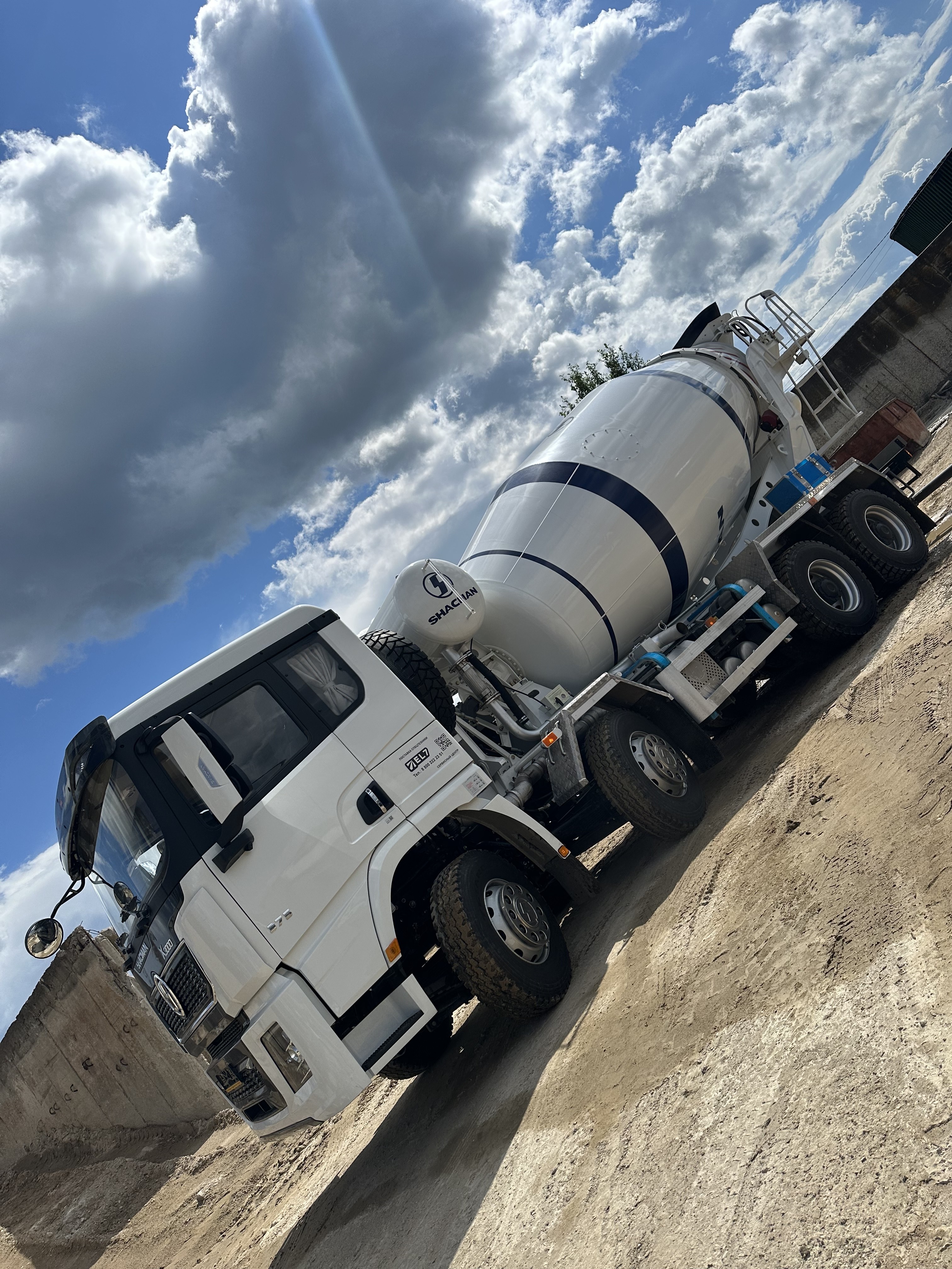 Автобетоносмесители 14 кубов. Доставка бетона