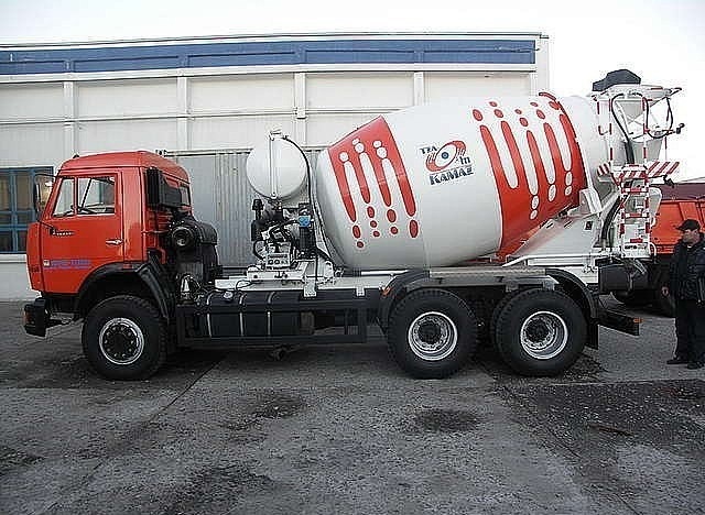 Аренда автобетоносмесителя 9 м3 КАМАЗ