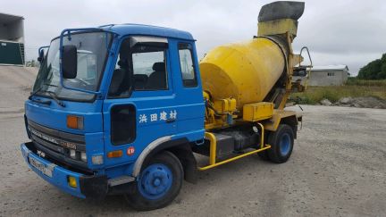 Автобетоносмеситель от собственника Сергей