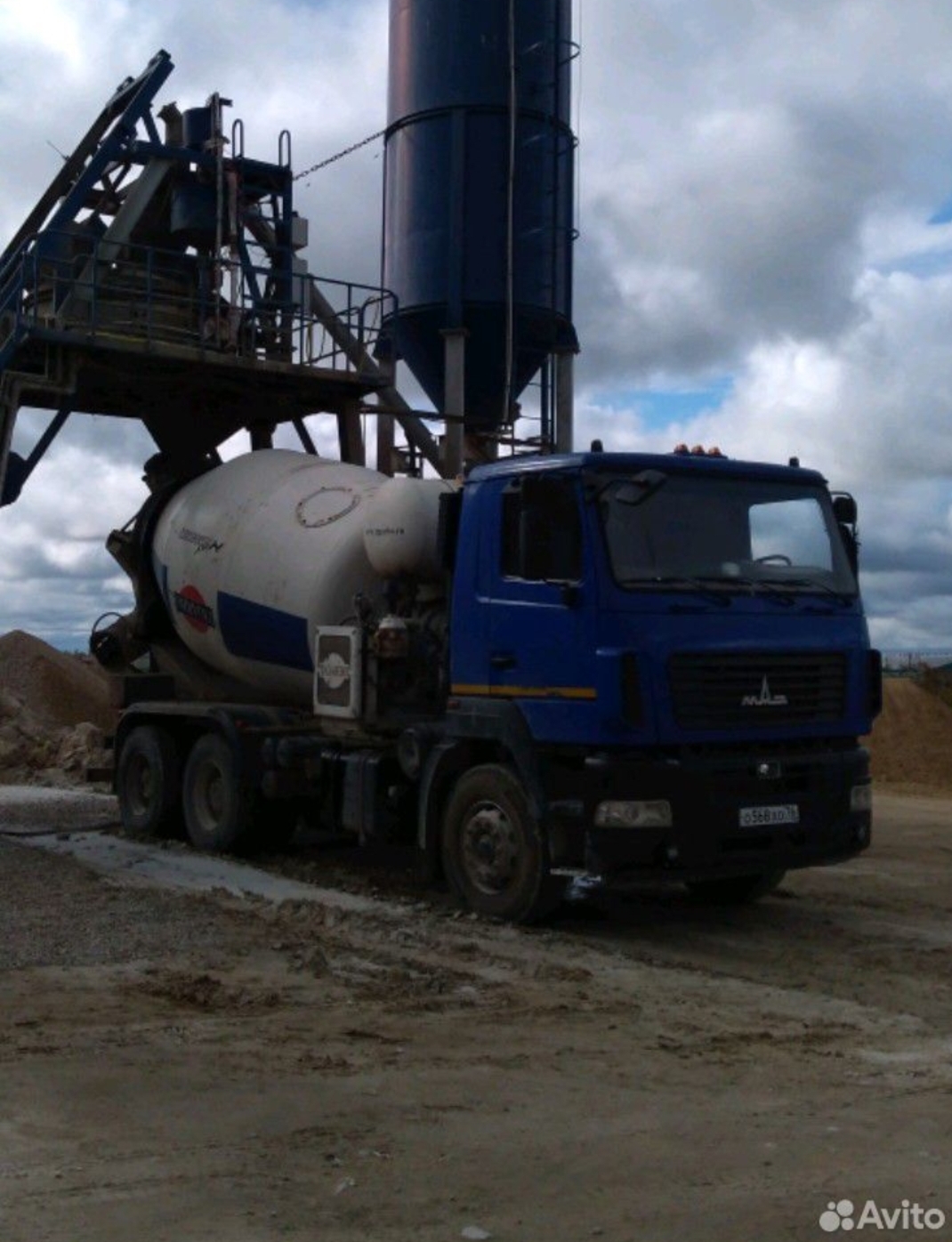 Аренда миксеров, бетоновозов.