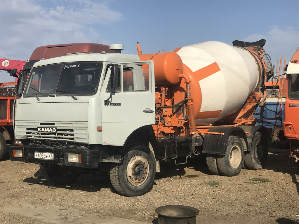 Услуги автобетоносмесителя. Бетоновоз. Миксер.