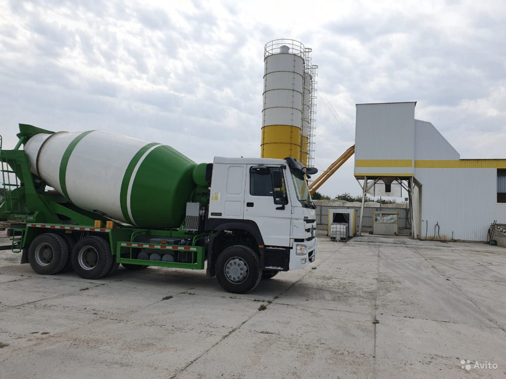 Аренда бетоновоза от собственника ТехСоБетон