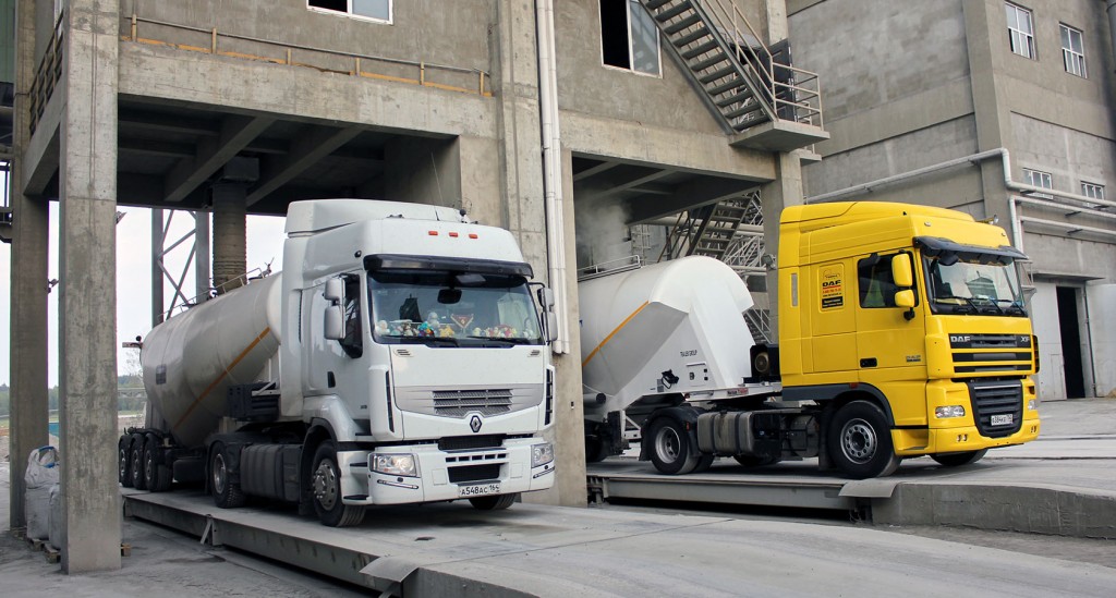 Цементовоз Услуги. Перевозка цемента, материалов.