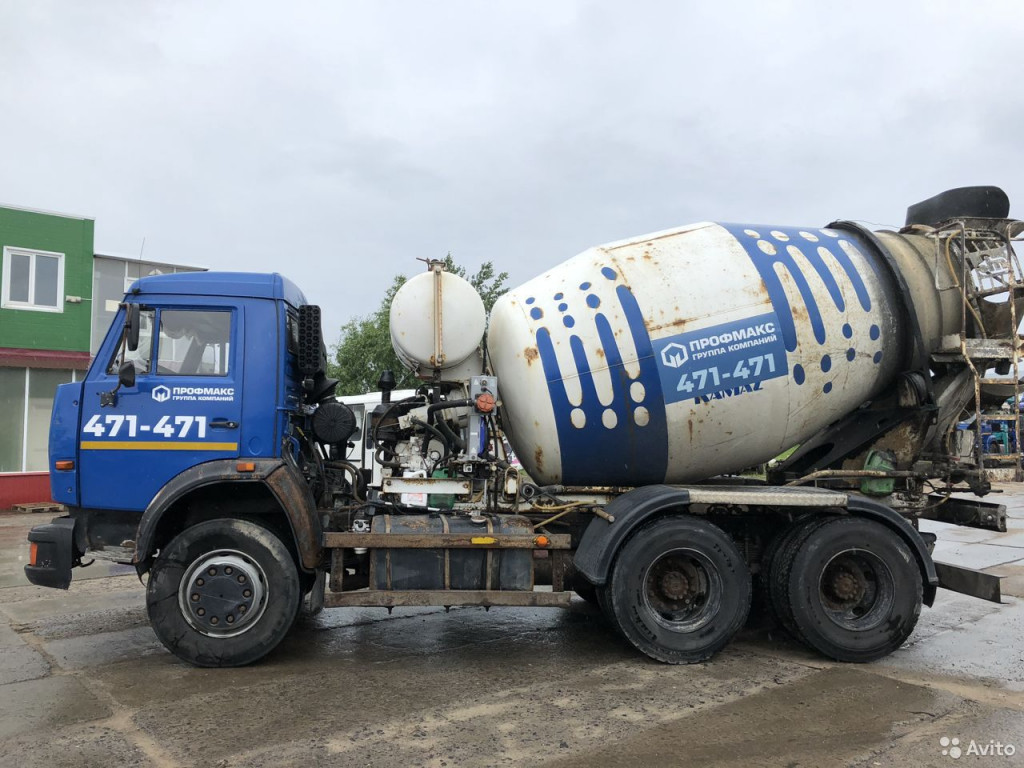 Перевозка бетона. Бетоновоз. Миксер.