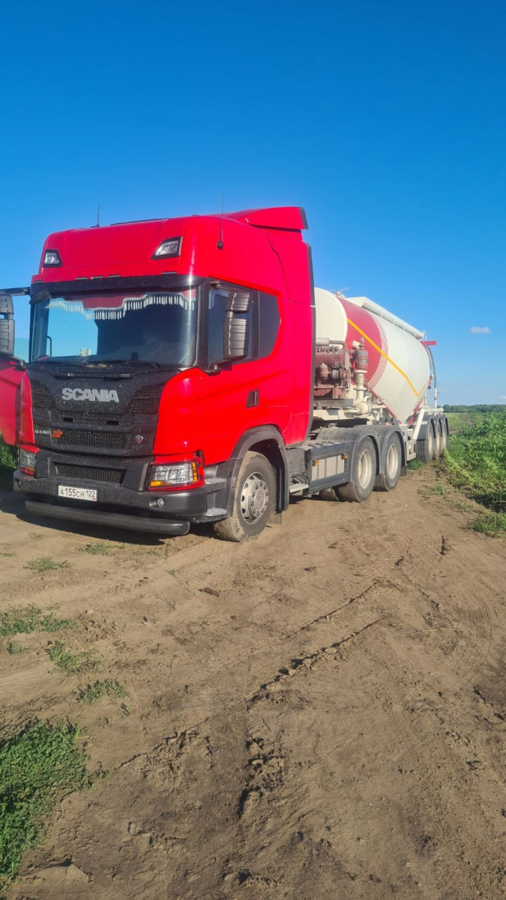 Услуги авто цементовозов, аренда. Перевозка цемент