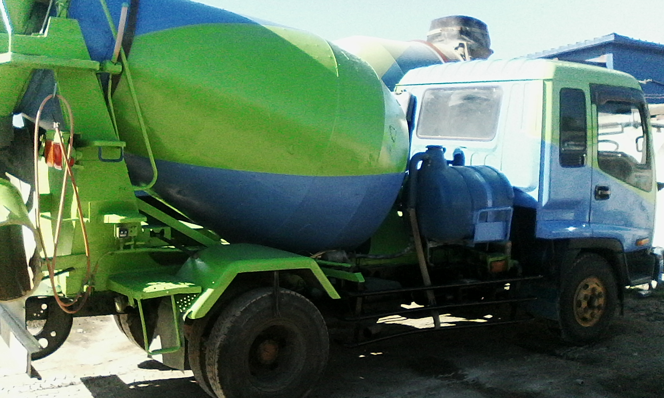 Бетоновоз услуги заказ миксера