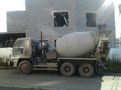 Аренда автобетоносмесителя от собственника Мария