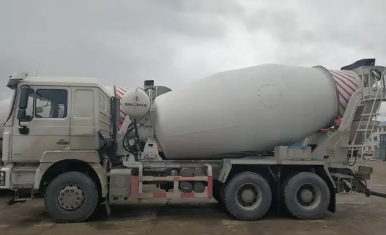 Перевозка бетона и строительного раствора