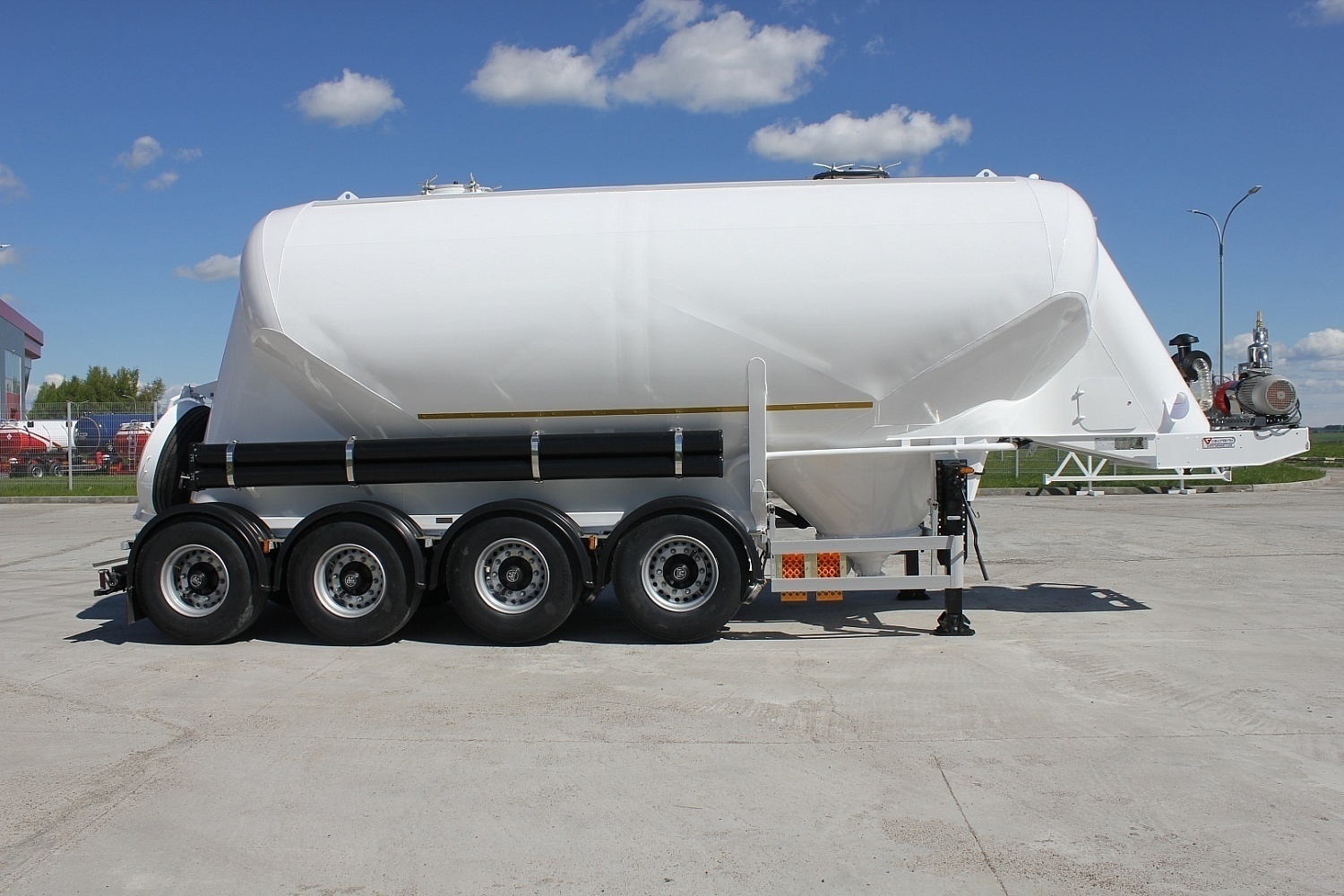 Цементовозы аренда от собственника ООО СпецТехСервис