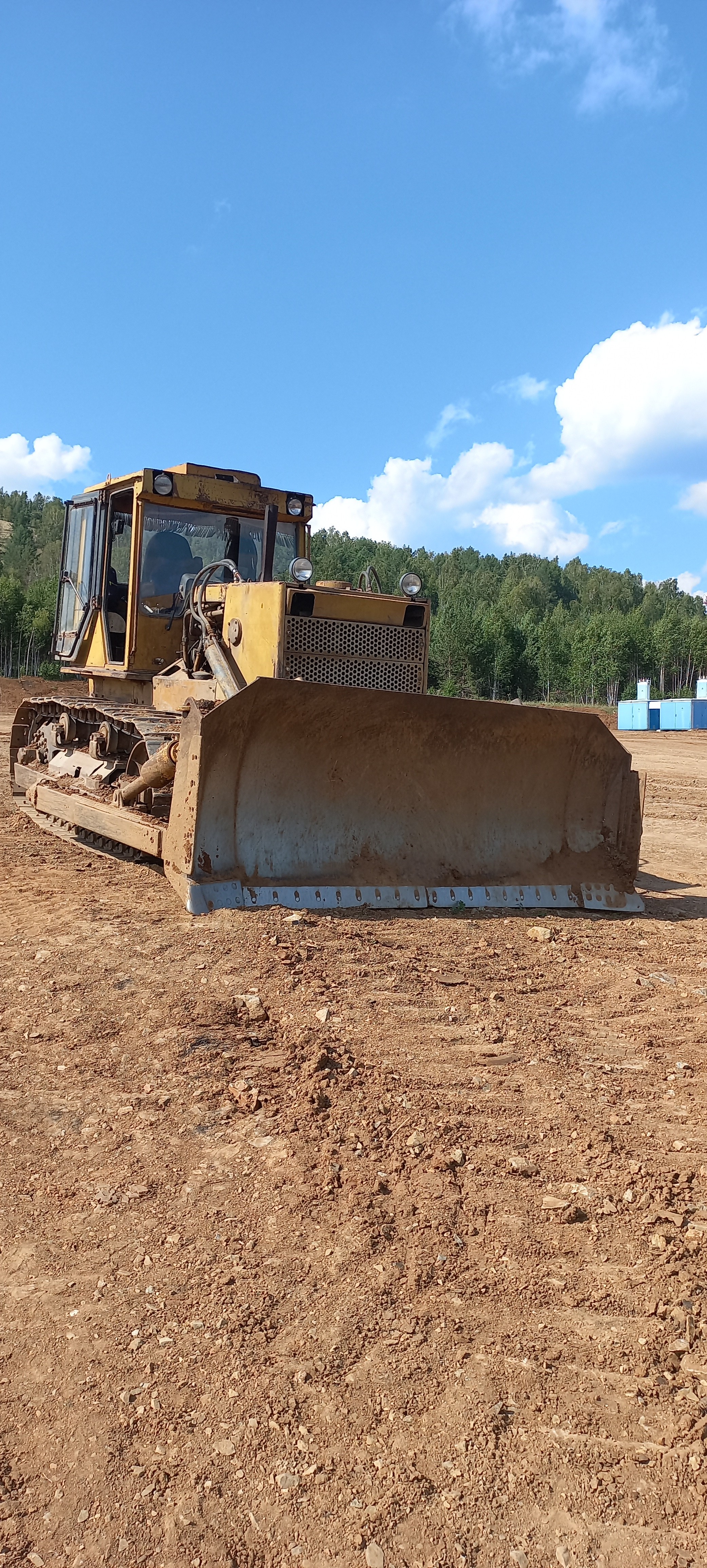 Услуги бульдозера Т-170, бульдозер в Челябинске.