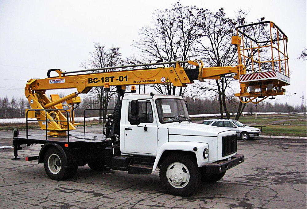 Автовышка телескопическая 18 метров