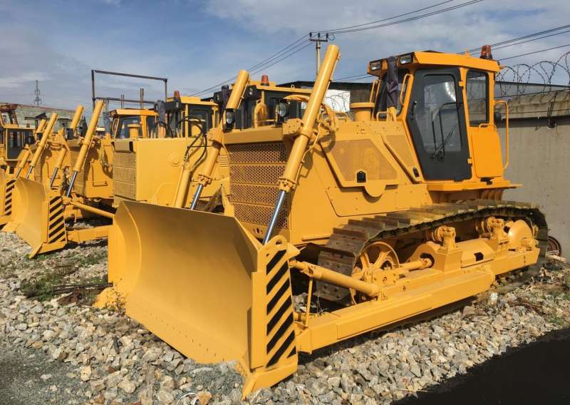 Бульдозеры в аренду, заказать по региону