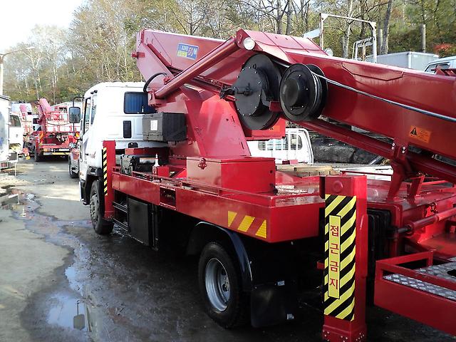 Аренда автовышки 30, 35, 40, 45 м.