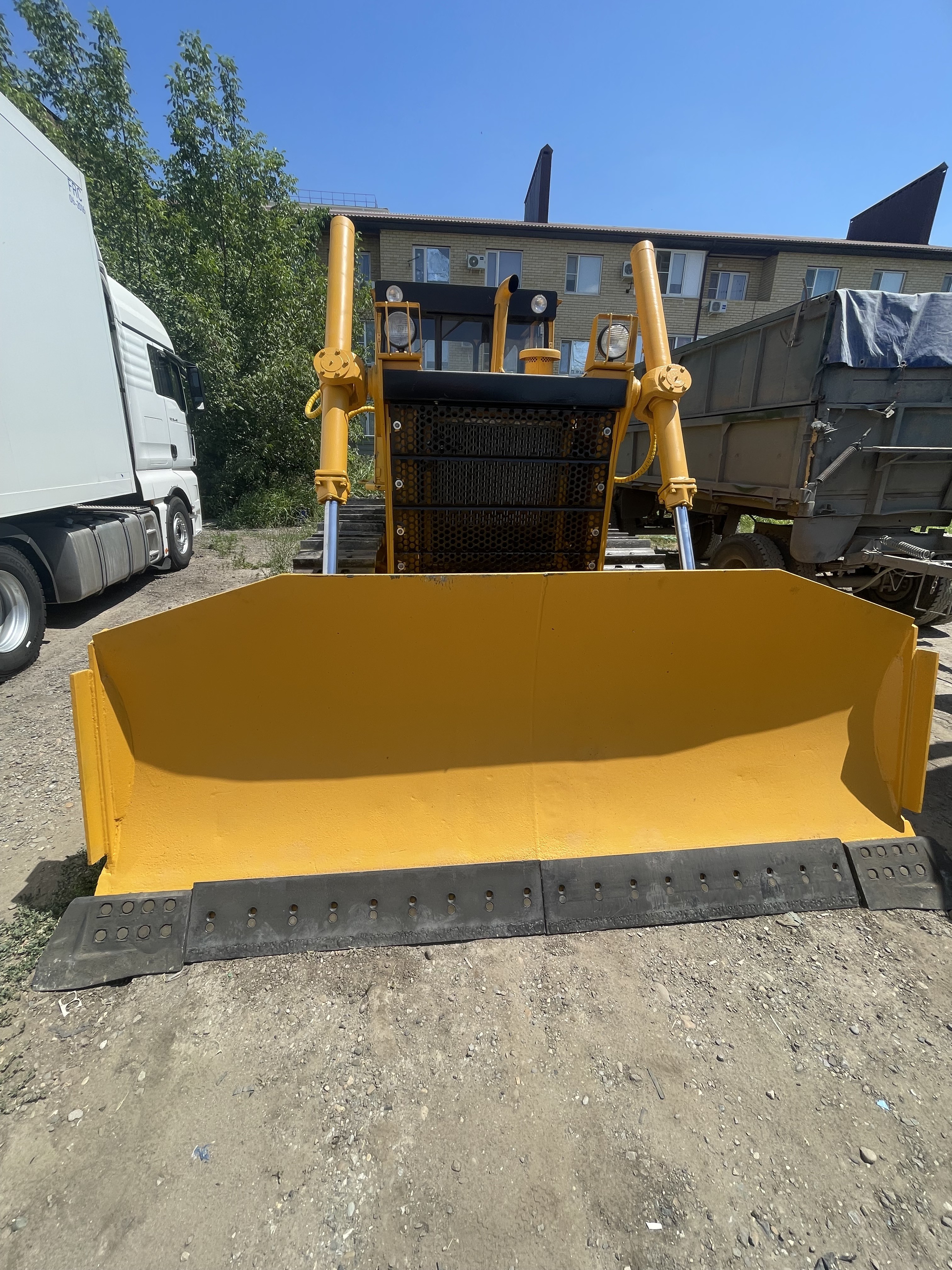 Аренда Бульдозера от собственника Андрей