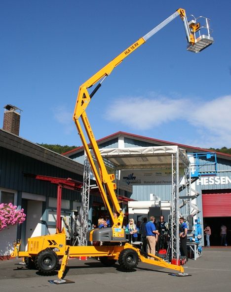 Аренда самоходного подъемника(вышки)