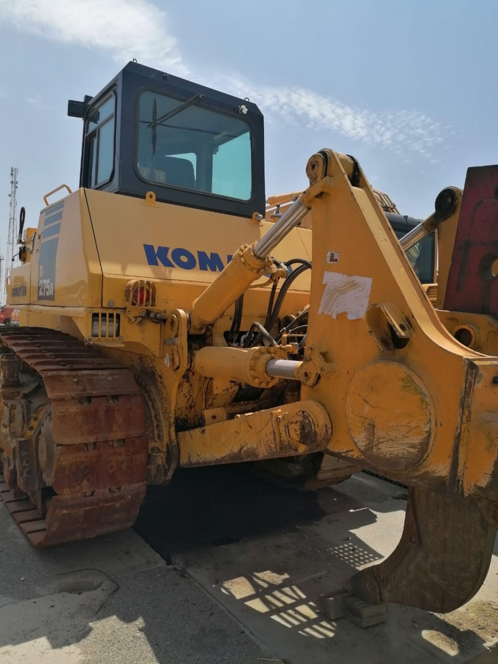 Аренда бульдозер KOMATSU D275A-5D