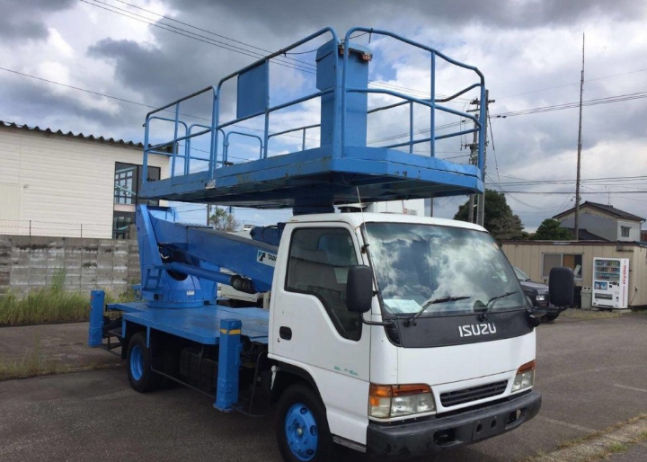 Автовышка 17 метров платформа недорого в аренду