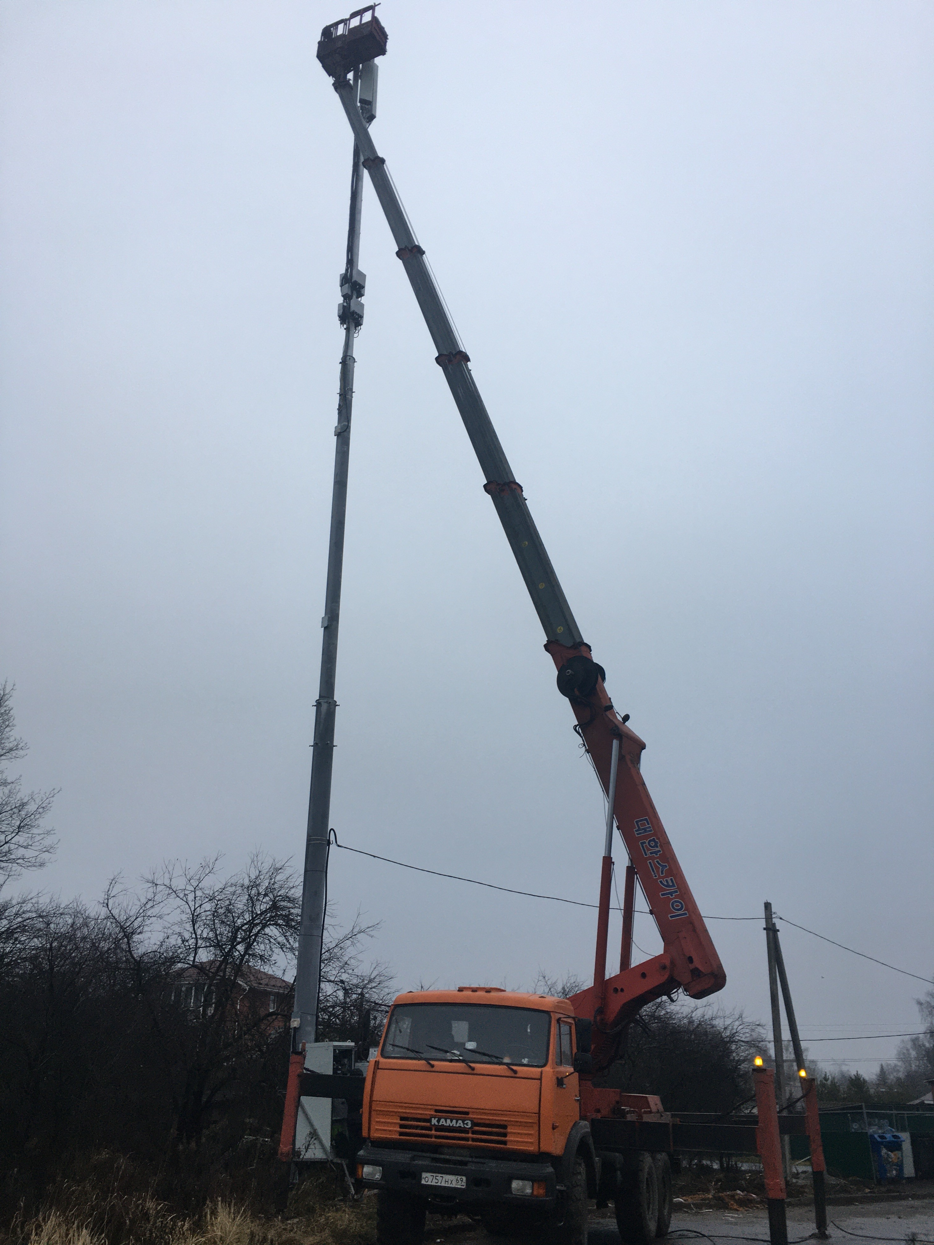 Аренда автовышки , вездеход