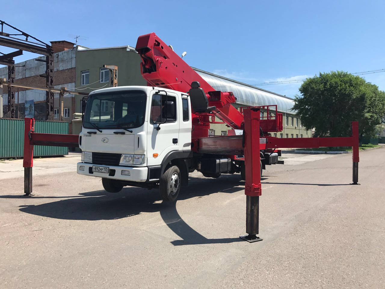 Аренда автовышек от собственника Дарья; spectex.biz