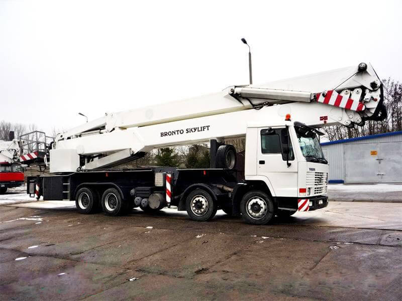 Автовышку АГП 32 метра сдам в аренду недорого