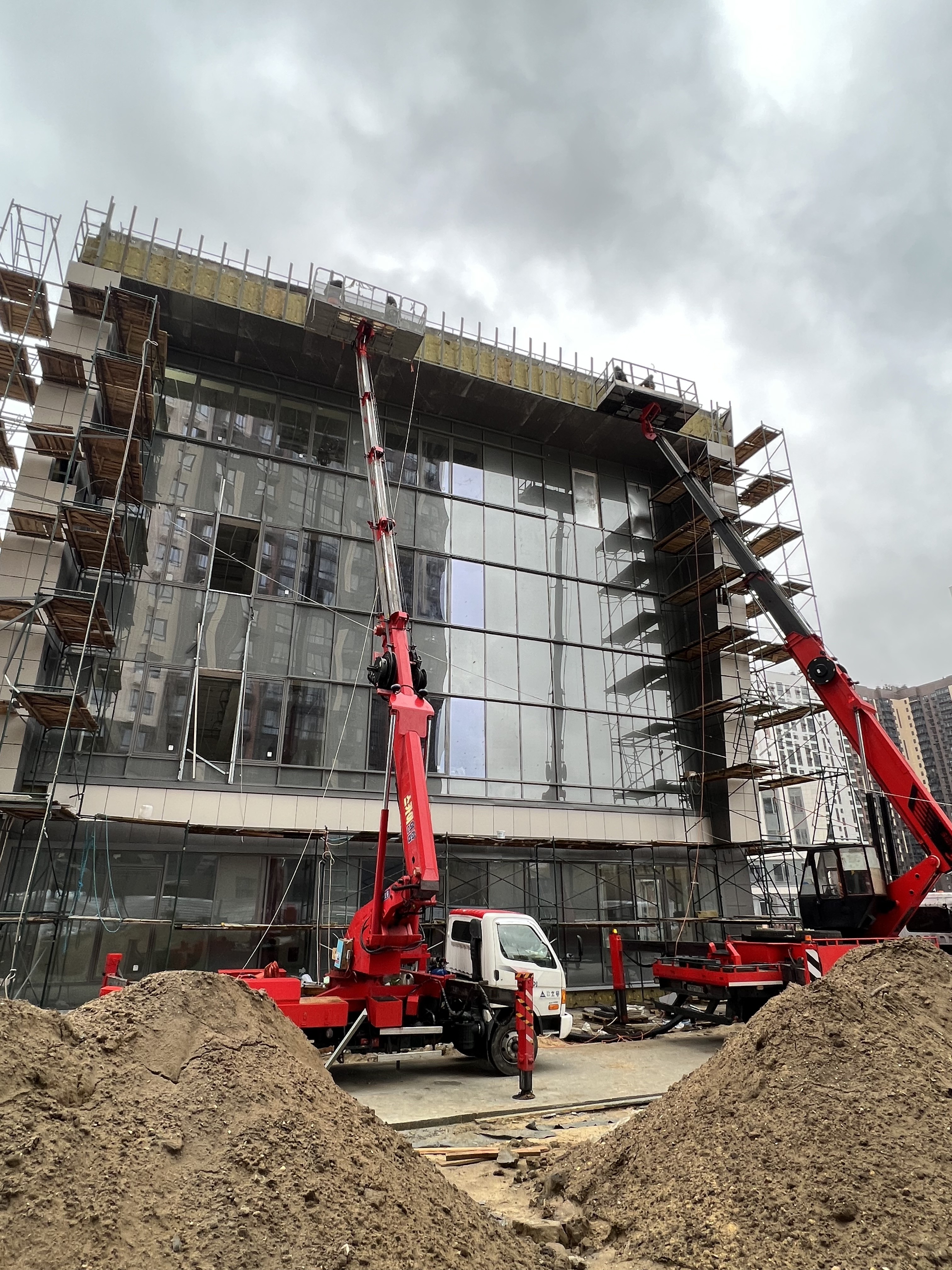 Услуги Автовышки 16- 60м Платформы 4х2