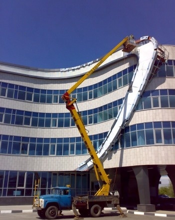 Услуги. Аренда автовышки 22м