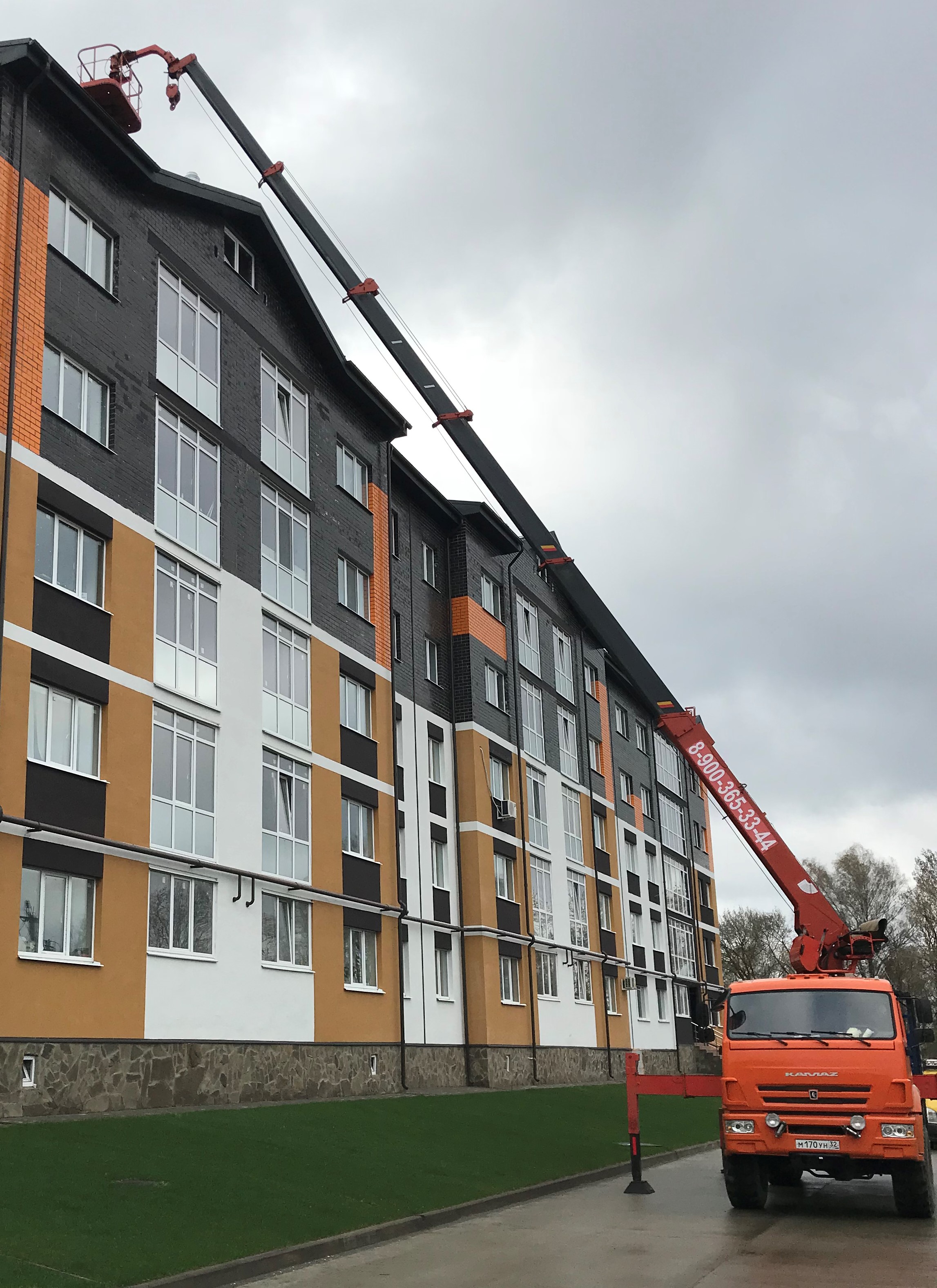 Автовышка 23-25 метра.Телескопическая - вездеход